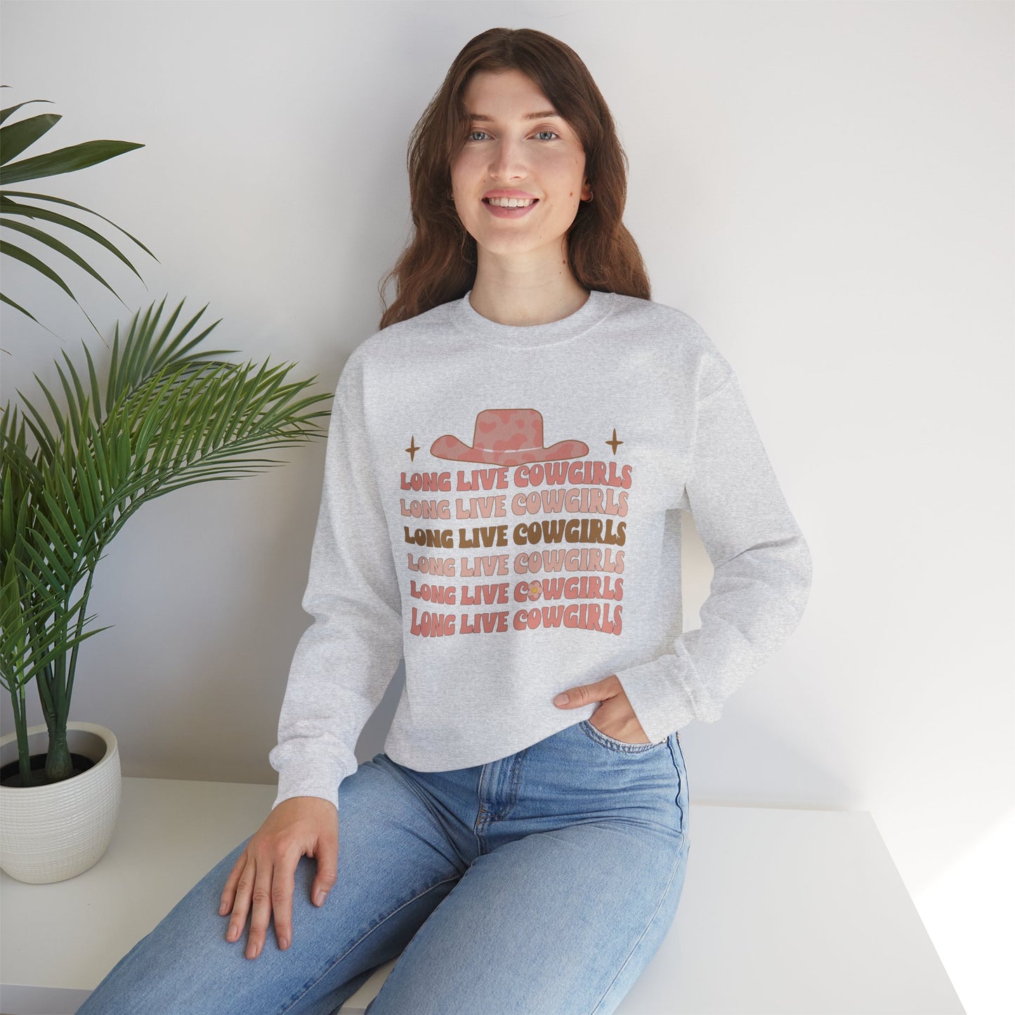 Long live Cowgirls Heavy Blend™ Crewneck Sweatshirt