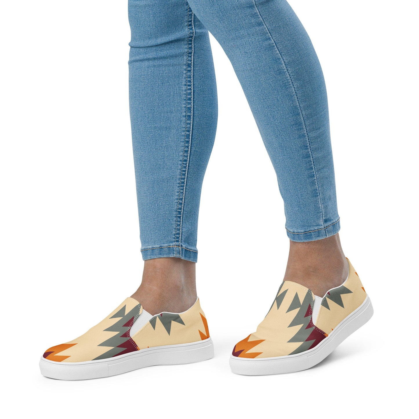 Barrel Betty - Women’s slip-on canvas shoes